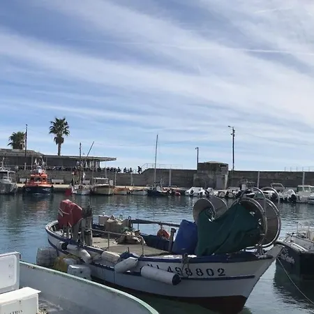 Grand Tres Agreable Avec Bar, Cuisine Et Terrasse Lägenhet Cagnes-sur-Mer